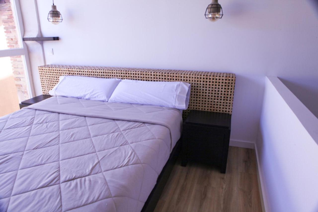 Apartamentos Bocairenthomes, En Pleno Centro De Bocairent, Con Pequena Piscina Y Parking Privado Exterior photo